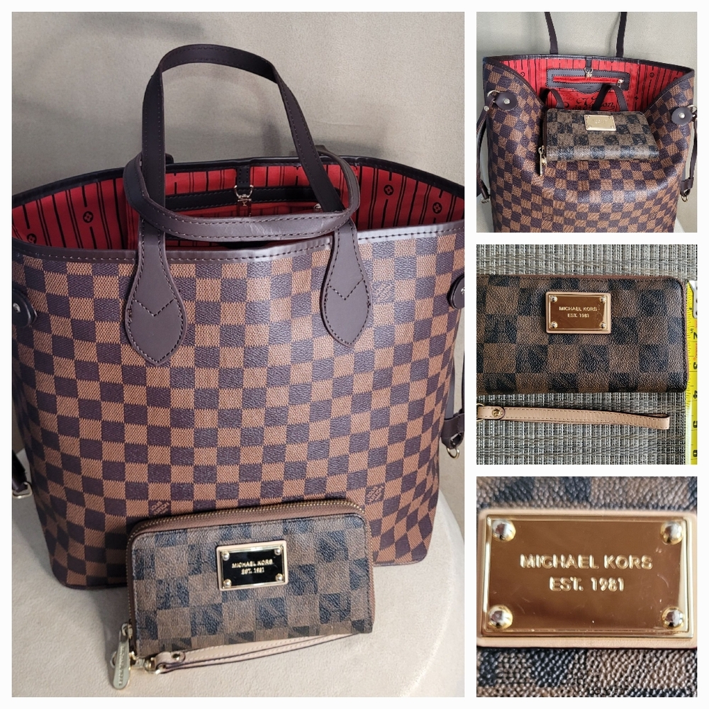 Michael Kors Brown Wallet Wristlet